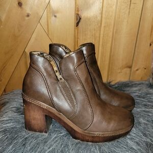 Korks Robin  Heeled Boho Brown Booties Size 9m